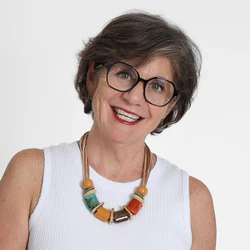 Flávia Rossi
